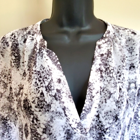 George Print Sheer Top - Picture 2 of 6